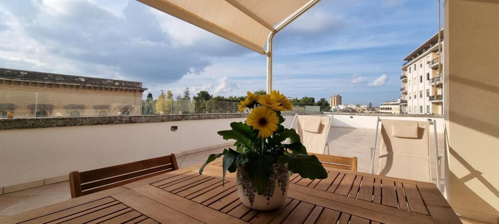 The Golden Hour, Luxury Apartment With A Panoramic View Lecce Zewnętrze zdjęcie