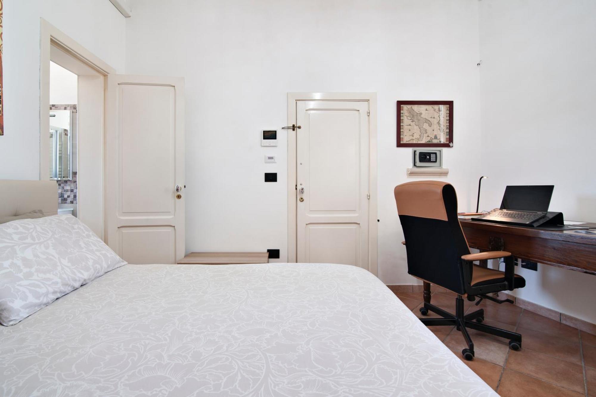 The Golden Hour, Luxury Apartment With A Panoramic View Lecce Zewnętrze zdjęcie